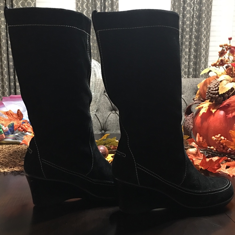 Black genuine suede boots with white stitching